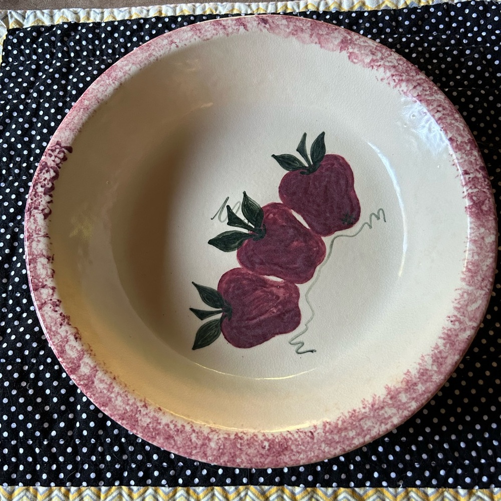 East Texas Pottery pie plate Rustic Apple Design vintage